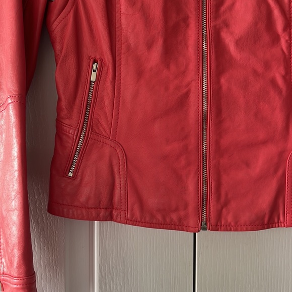 EUC La Marque leather jacket - Picture 3 of 13